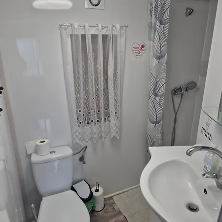 Siedlisko Nr 3 Nad Jeziorem Skarlinskim, Letniskowe, Mazury, Jezioro,bania Нове-Място-Любавске